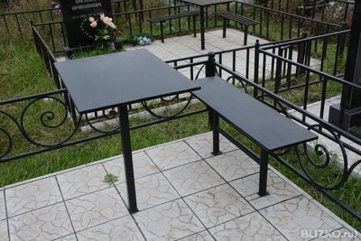 Стол с лавочкой для кладбища.jpg